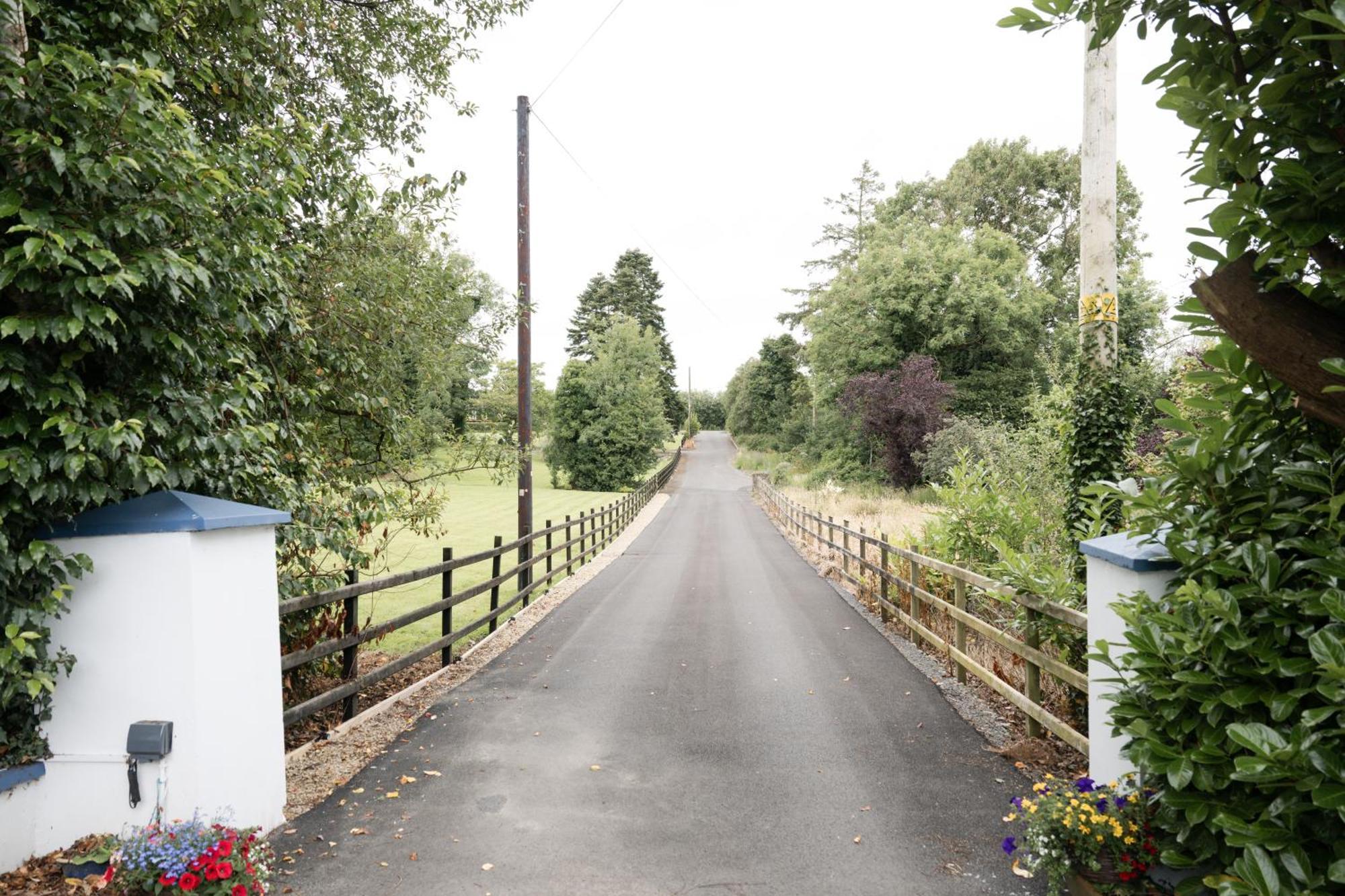 Lakescape - Waterfront Self- Catering Cabins Enniskillen Exterior foto
