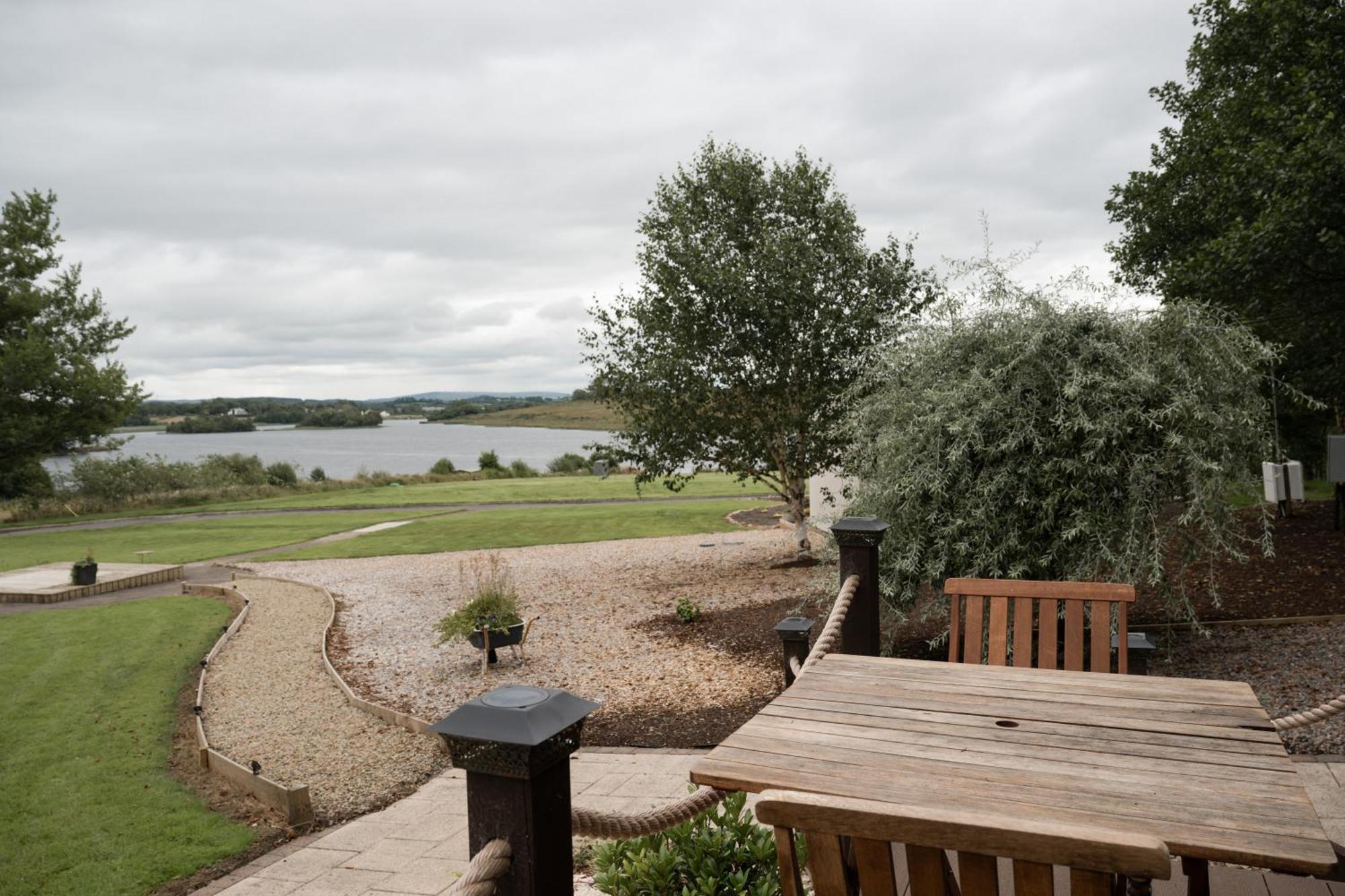 Lakescape - Waterfront Self- Catering Cabins Enniskillen Exterior foto