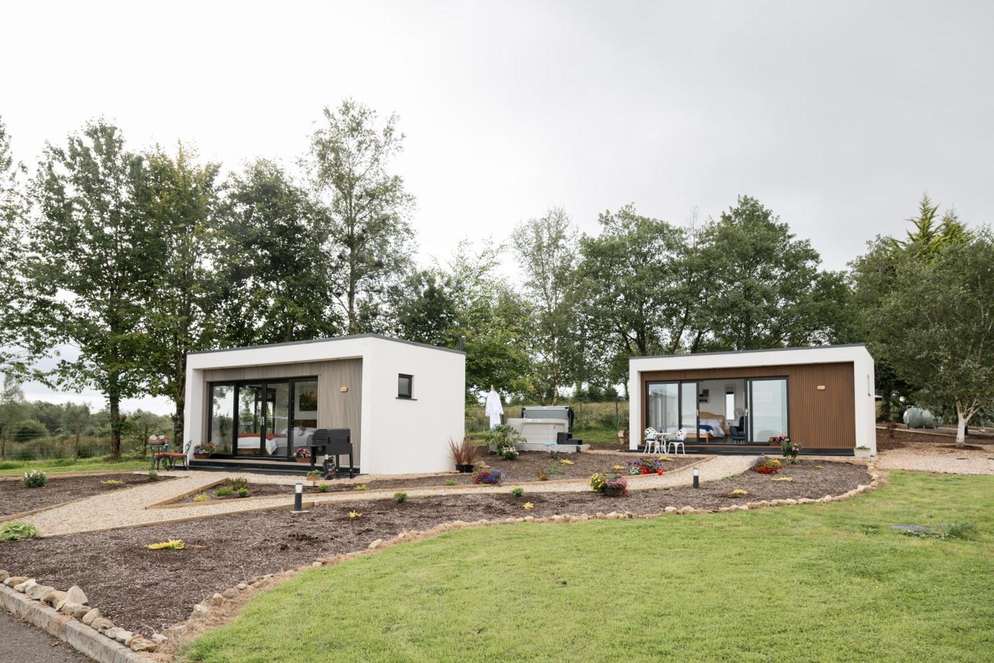 Lakescape - Waterfront Self- Catering Cabins Enniskillen Exterior foto